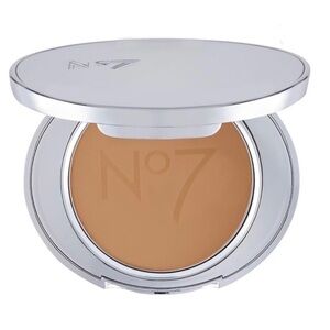No. 7 Lift & Luminate Triple Action Finishing Powder, (Medium) (NWT)